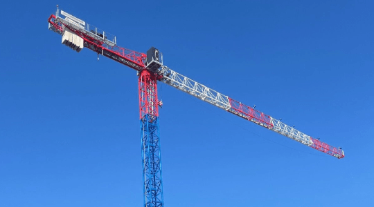 Posso mettere uno 0,3 A per la presa della gru in un cantiere